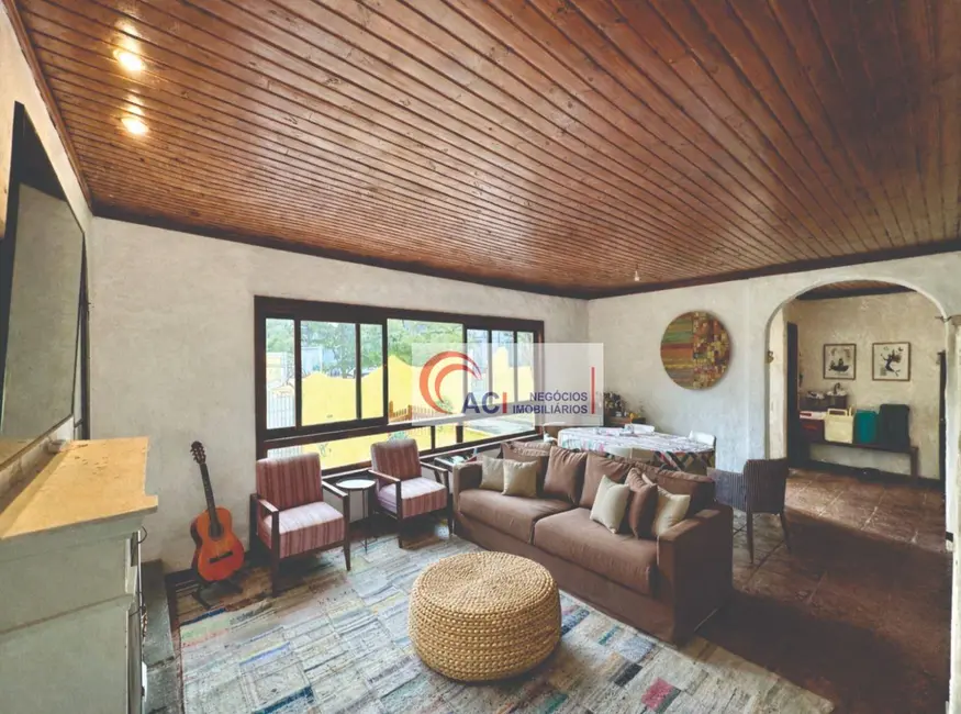 Casa de Condomínio com 4 quartos à venda, 1005m2 em Palos Verdes, Carapicuiba - SP - imagem 8 Foto 8 de Casa de Condomínio com 4 quartos à venda, 1005m2 em Palos Verdes, Carapicuiba - SP