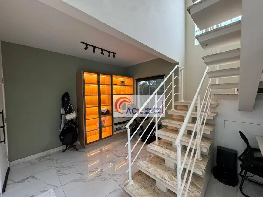 Foto 6 de Casa de Condomínio com 4 quartos à venda, 352m2 em Cotia - SP