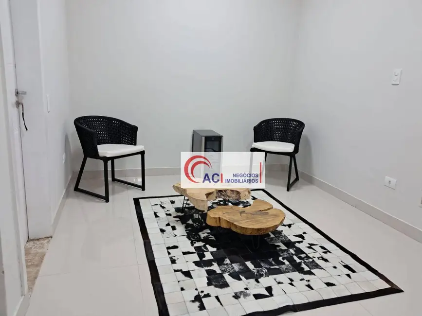 Casa de Condomínio com 3 quartos à venda e para alugar, 420m2 em Transurb, Itapevi - SP - imagem 8 Foto 8 de Casa de Condomínio com 3 quartos à venda e para alugar, 420m2 em Transurb, Itapevi - SP