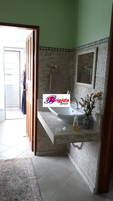 Foto 2 de Casa com 3 quartos à venda, 200m2 em Invernada, Embu Das Artes - SP