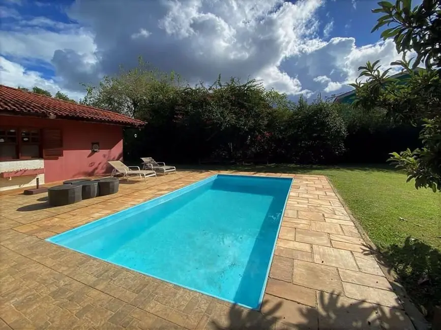 Foto 2 de Casa de Condomínio com 3 quartos à venda, 285m2 em Chácara Vale do Rio Cotia, Carapicuiba - SP