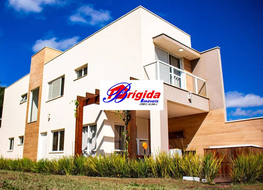 Foto 1 de Casa com 3 quartos à venda e para alugar em Granja Viana, Cotia - SP