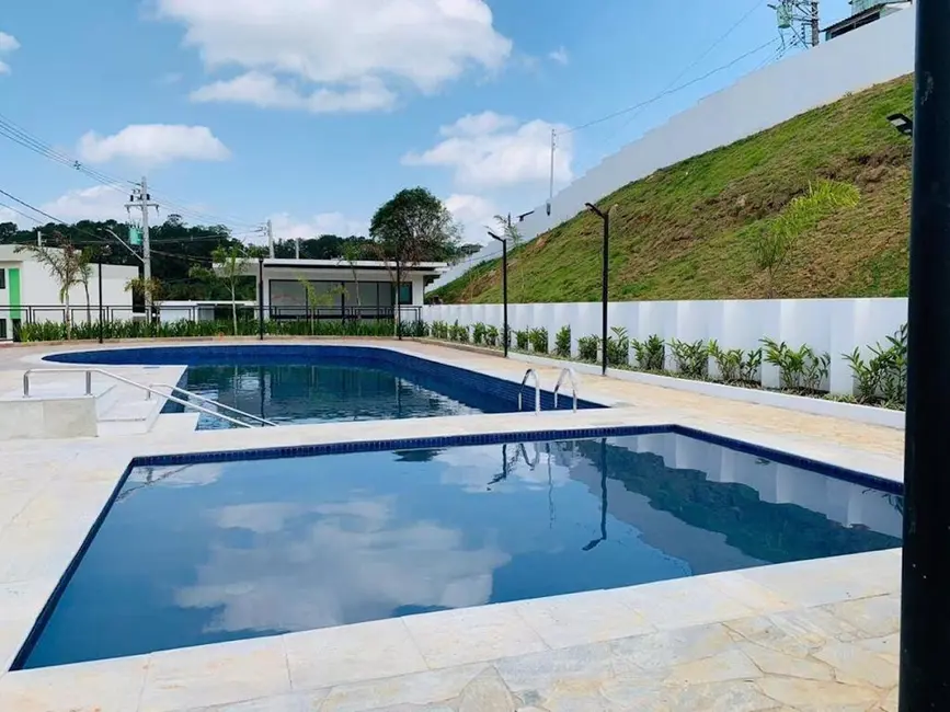 Casa com 2 quartos à venda, 67m2 em Jardim Petrópolis, Cotia - SP - imagem 2 Foto 2 de Casa com 2 quartos à venda, 67m2 em Jardim Petrópolis, Cotia - SP