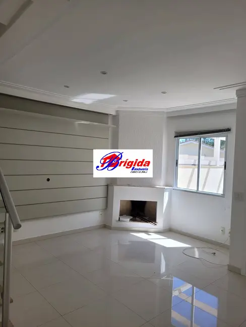 Foto 3 de Casa de Condomínio com 3 quartos à venda, 239415m2 em Jardim dos Ipês, Cotia - SP