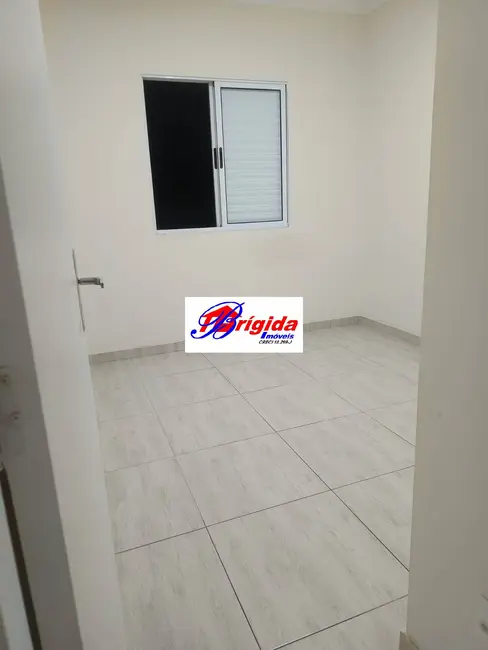 Apartamento com 2 quartos para alugar, 47m2 em Jardim Petrópolis, Cotia - SP - imagem 6 Foto 6 de Apartamento com 2 quartos para alugar, 47m2 em Jardim Petrópolis, Cotia - SP