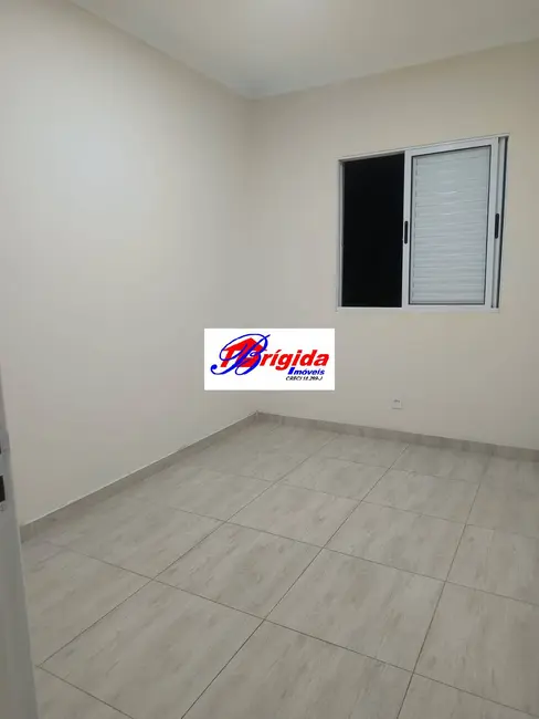 Apartamento com 2 quartos para alugar, 47m2 em Jardim Petrópolis, Cotia - SP - imagem 3 Foto 3 de Apartamento com 2 quartos para alugar, 47m2 em Jardim Petrópolis, Cotia - SP