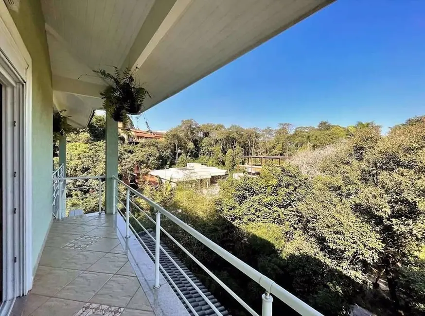 Casa de Condomínio com 4 quartos à venda, 553m2 em Altos de São Fernando, Jandira - SP - imagem 2 Foto 2 de Casa de Condomínio com 4 quartos à venda, 553m2 em Altos de São Fernando, Jandira - SP