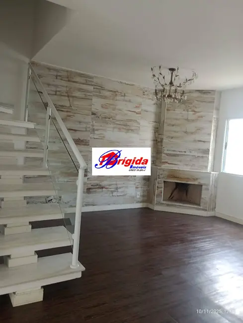 Foto 2 de Casa de Condomínio com 3 quartos para alugar, 97m2 em Jardim São Vicente, Cotia - SP