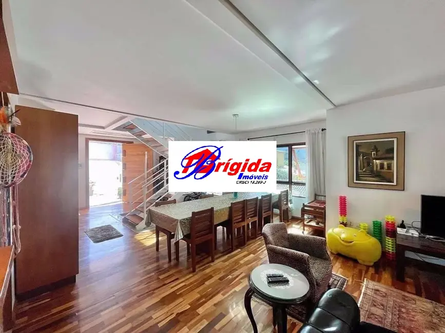 Casa de Condomínio com 3 quartos à venda, 358m2 em Chácara das Paineiras, Carapicuiba - SP - imagem 3 Foto 3 de Casa de Condomínio com 3 quartos à venda, 358m2 em Chácara das Paineiras, Carapicuiba - SP