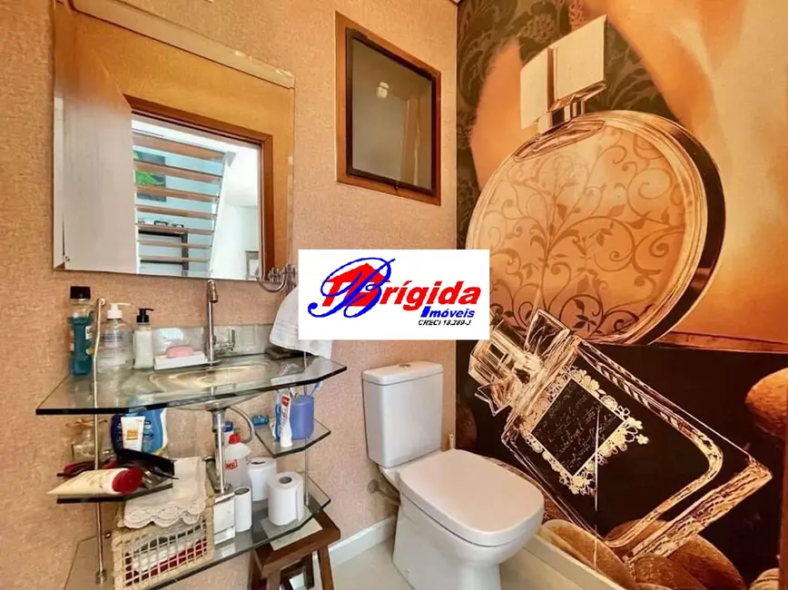 Casa de Condomínio com 3 quartos à venda, 358m2 em Chácara das Paineiras, Carapicuiba - SP - imagem 4 Foto 4 de Casa de Condomínio com 3 quartos à venda, 358m2 em Chácara das Paineiras, Carapicuiba - SP