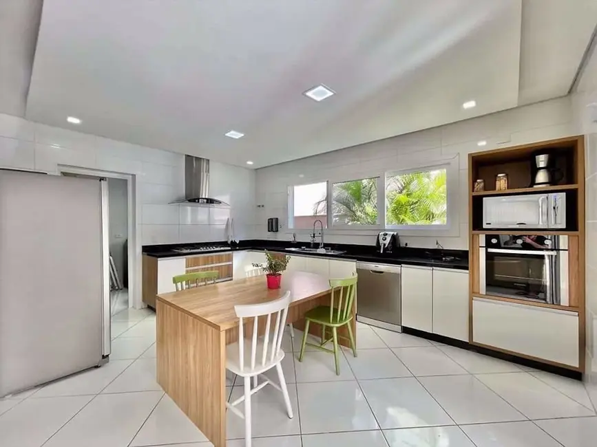 Foto 5 de Casa de Condomínio com 4 quartos à venda, 316m2 em Moinho Velho, Cotia - SP