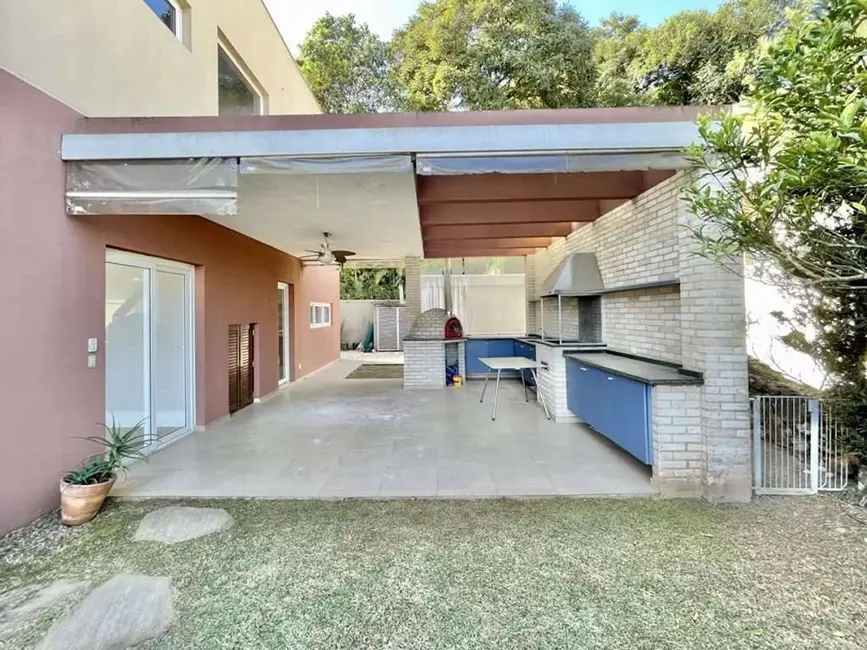 Foto 4 de Casa de Condomínio com 4 quartos à venda e para alugar, 494m2 em Pousada dos Bandeirantes, Carapicuiba - SP