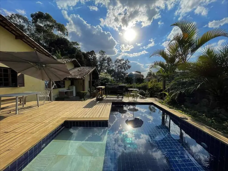Foto 1 de Casa de Condomínio com 4 quartos à venda, 220m2 em Chácara dos Junqueiras, Carapicuiba - SP