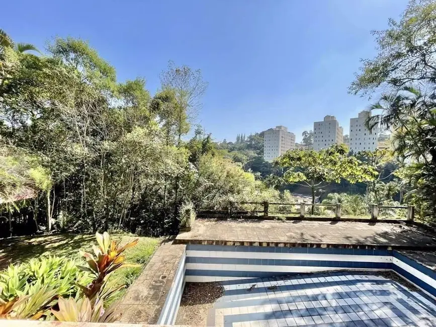 Foto 6 de Casa com 4 quartos à venda e para alugar, 700m2 em Jardim Colibri, Cotia - SP