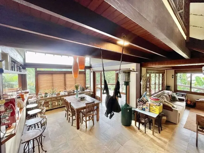 Casa de Condomínio com 3 quartos à venda, 283m2 em Recanto Impla, Carapicuiba - SP - imagem 8 Foto 8 de Casa de Condomínio com 3 quartos à venda, 283m2 em Recanto Impla, Carapicuiba - SP