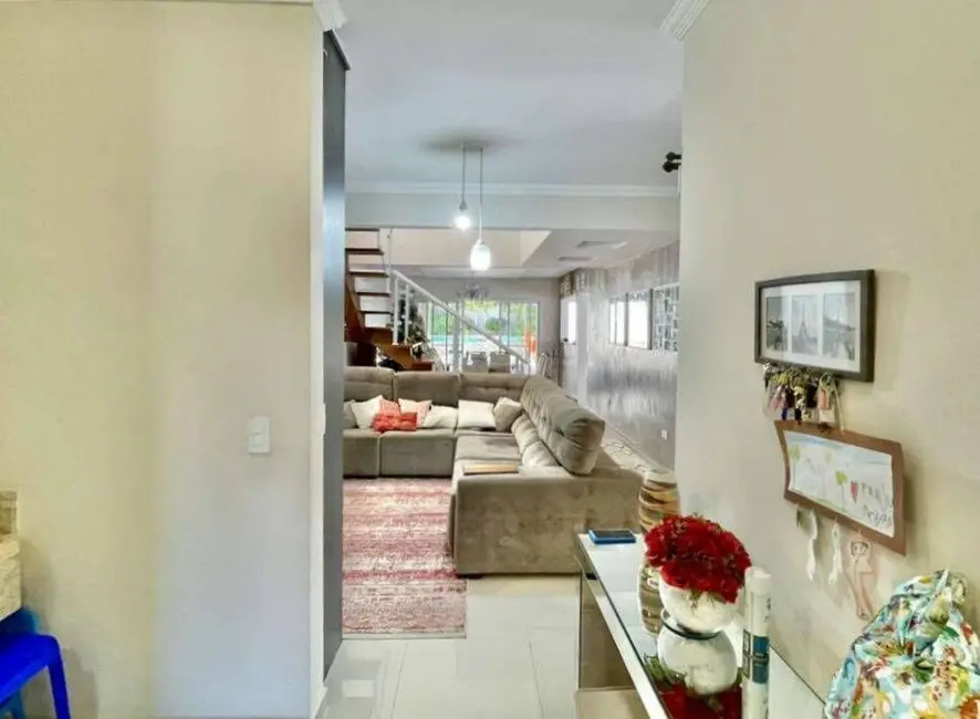 Foto 3 de Casa de Condomínio com 3 quartos à venda, 335m2 em Jardim Colibri, Cotia - SP