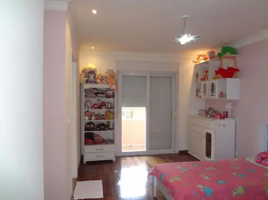 Foto 3 de Casa de Condomínio com 4 quartos à venda, 440m2 em Embu Das Artes - SP