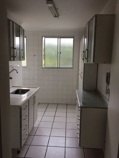Foto 3 de Apartamento com 2 quartos à venda, 45m2 em Jardim Torino, Cotia - SP