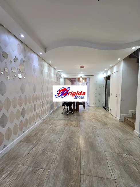 Foto 4 de Casa de Condomínio com 3 quartos à venda, 84m2 em Jardim Petrópolis, Cotia - SP