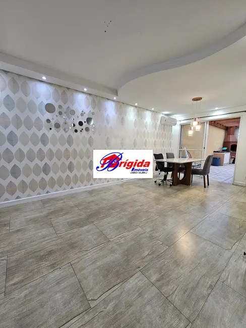 Foto 3 de Casa de Condomínio com 3 quartos à venda, 84m2 em Jardim Petrópolis, Cotia - SP