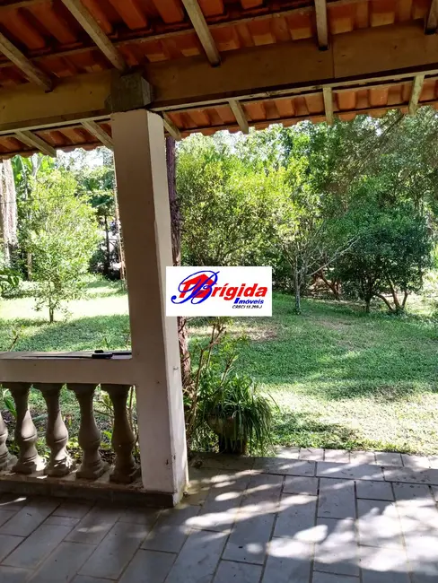 Chácara com 3 quartos à venda, 200m2 em Ibiuna - SP - imagem 4 Foto 4 de Chácara com 3 quartos à venda, 200m2 em Ibiuna - SP