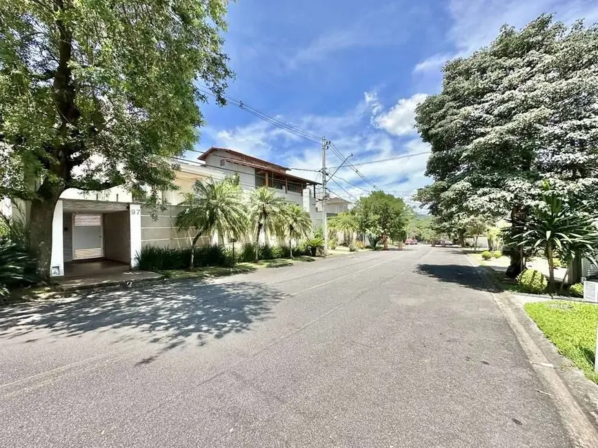 Foto 4 de Casa de Condomínio com 4 quartos à venda e para alugar, 359m2 em Golf Park, Carapicuiba - SP