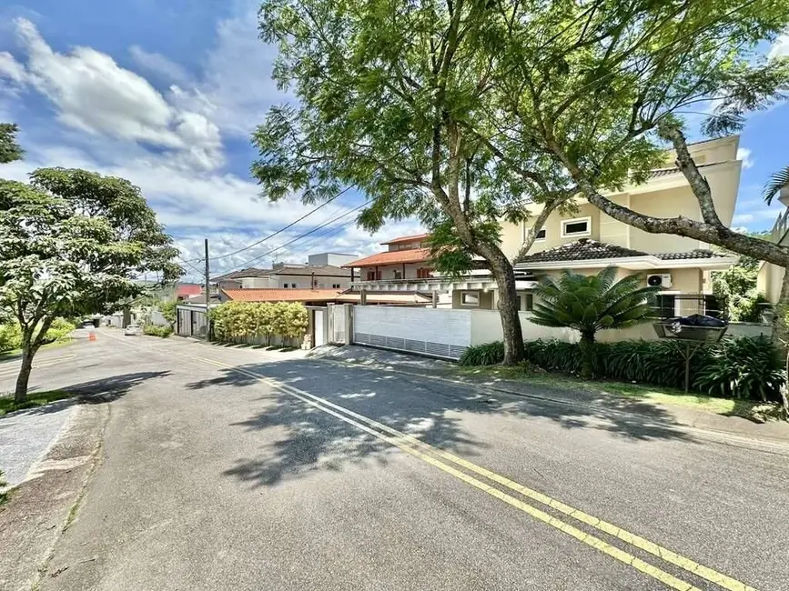 Foto 6 de Casa de Condomínio com 4 quartos à venda e para alugar, 359m2 em Golf Park, Carapicuiba - SP