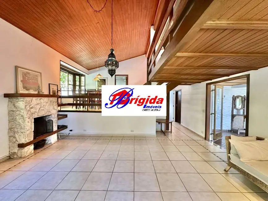 Foto 8 de Casa de Condomínio com 3 quartos à venda e para alugar, 473m2 em Algarve, Cotia - SP