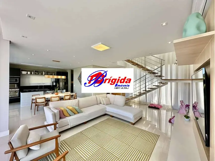 Casa de Condomínio com 3 quartos à venda, 281m2 em Granja Viana, Cotia - SP - imagem 8 Foto 8 de Casa de Condomínio com 3 quartos à venda, 281m2 em Granja Viana, Cotia - SP