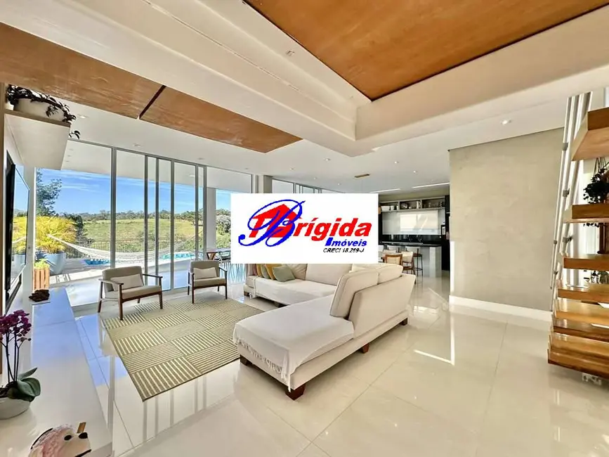 Casa de Condomínio com 3 quartos à venda, 281m2 em Granja Viana, Cotia - SP - imagem 7 Foto 7 de Casa de Condomínio com 3 quartos à venda, 281m2 em Granja Viana, Cotia - SP