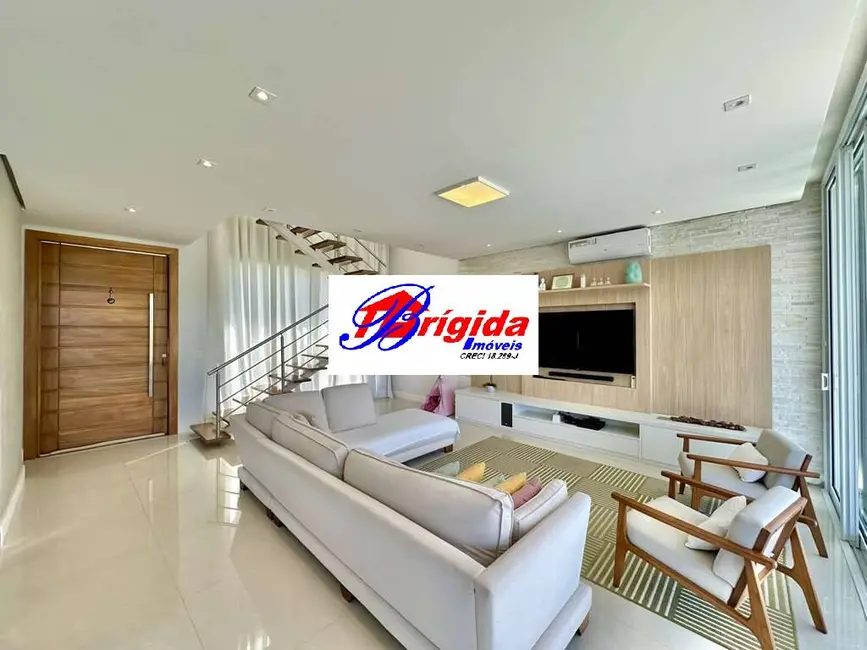 Casa de Condomínio com 3 quartos à venda, 281m2 em Granja Viana, Cotia - SP - imagem 6 Foto 6 de Casa de Condomínio com 3 quartos à venda, 281m2 em Granja Viana, Cotia - SP