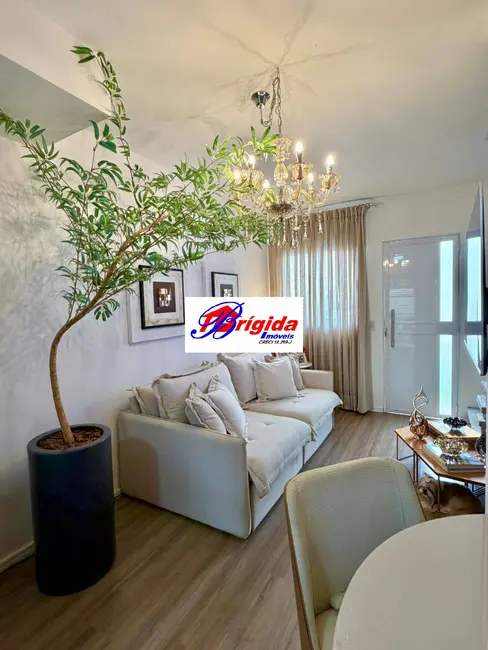 Foto 1 de Casa de Condomínio com 2 quartos à venda e para alugar, 58m2 em Parque Rincão, Cotia - SP