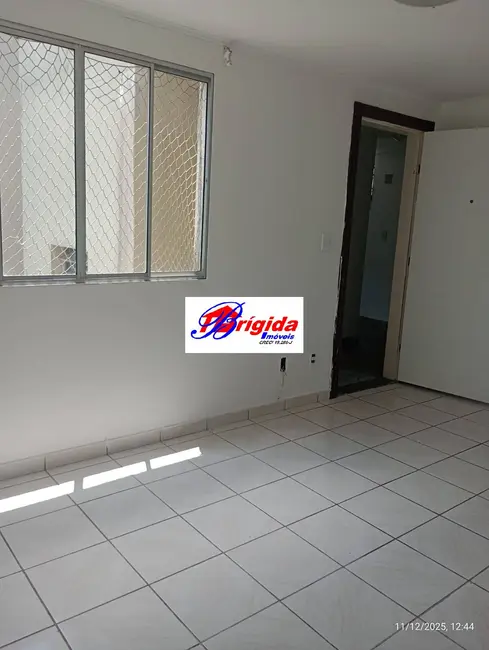 Foto 3 de Apartamento com 2 quartos à venda e para alugar, 45m2 em Jardim Torino, Cotia - SP