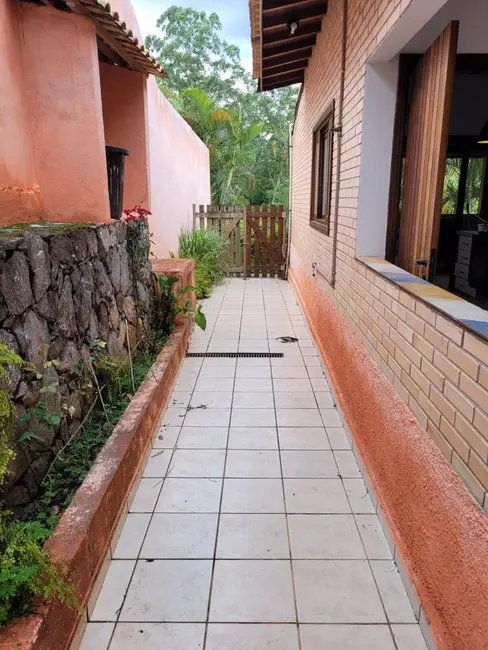 Foto 8 de Casa de Condomínio com 4 quartos à venda, 240m2 em Embu Das Artes - SP