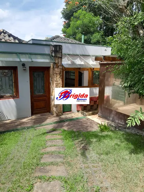 Casa com 3 quartos à venda, 159m2 em Jardim da Glória, Cotia - SP - imagem 2 Foto 2 de Casa com 3 quartos à venda, 159m2 em Jardim da Glória, Cotia - SP