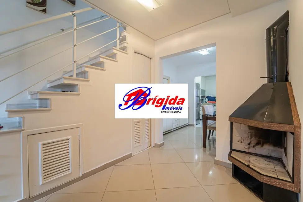 Casa de Condomínio com 2 quartos para alugar em Jardim da Glória, Cotia - SP - imagem 2 Foto 2 de Casa de Condomínio com 2 quartos para alugar em Jardim da Glória, Cotia - SP