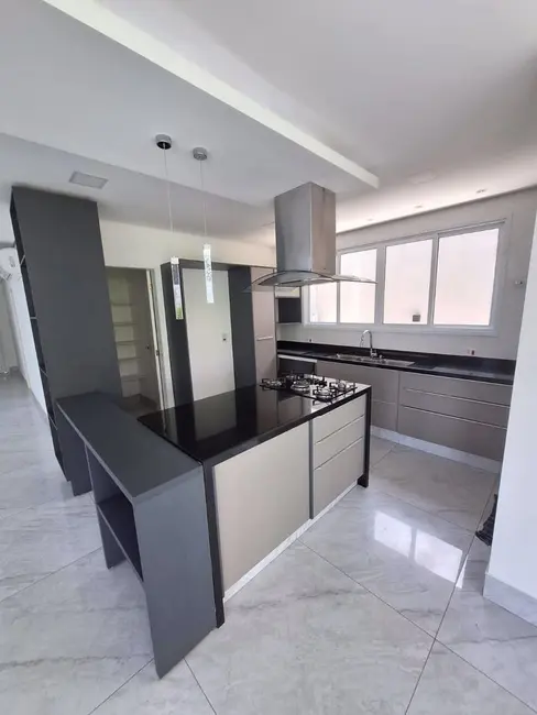 Foto 7 de Casa de Condomínio com 4 quartos à venda, 307m2 em Moinho Velho, Cotia - SP