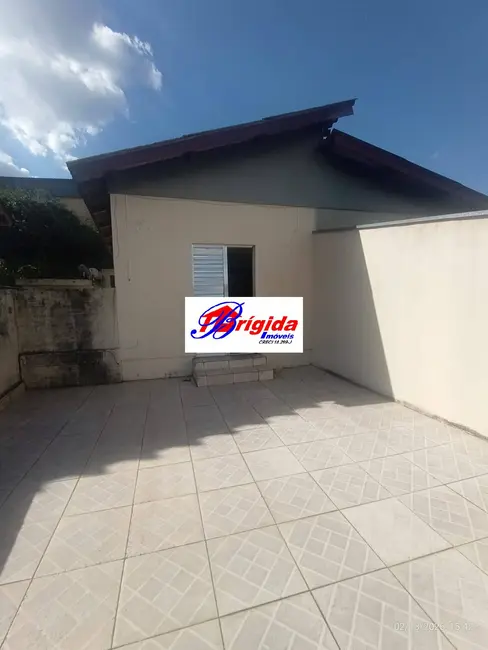 Foto 1 de Casa com 2 quartos para alugar, 80m2 em Jardim São Vicente, Cotia - SP