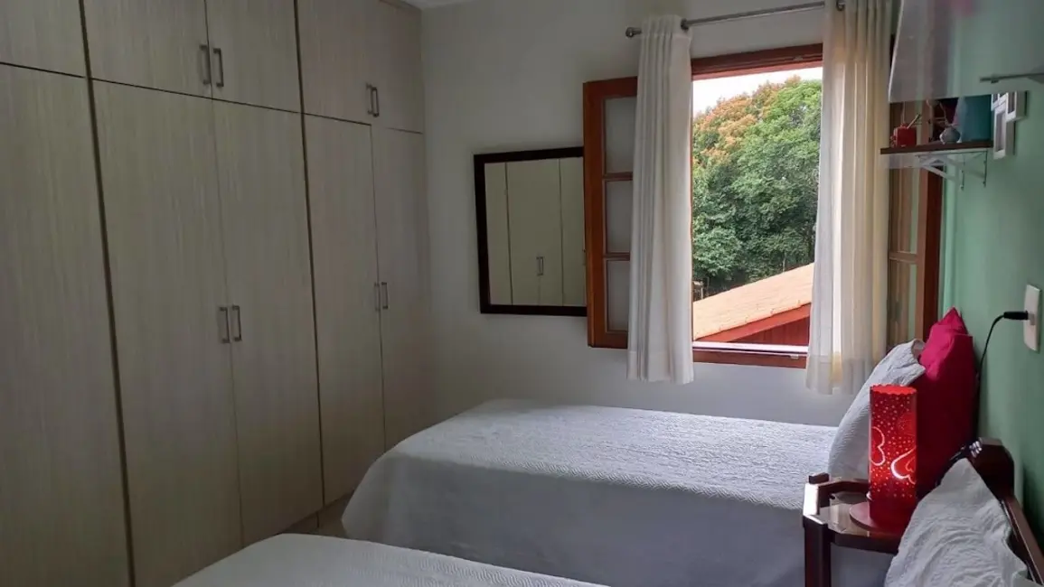 Foto 8 de Casa com 3 quartos à venda, 450m2 em Ressaca, Itapecerica Da Serra - SP
