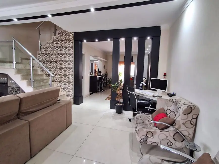 Foto 9 de Casa com 3 quartos à venda, 117m2 em Chácara Canta Galo, Cotia - SP