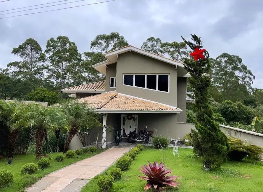Casa com 4 quartos à venda, 450m2 em Embu Das Artes - SP - imagem 6 Foto 6 de Casa com 4 quartos à venda, 450m2 em Embu Das Artes - SP