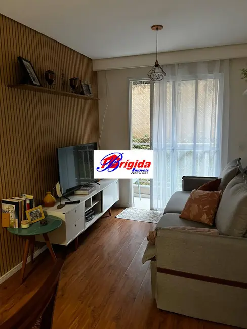 Foto 1 de Apartamento com 21 quartos à venda, 57m2 em Jardim Marilu, Carapicuiba - SP