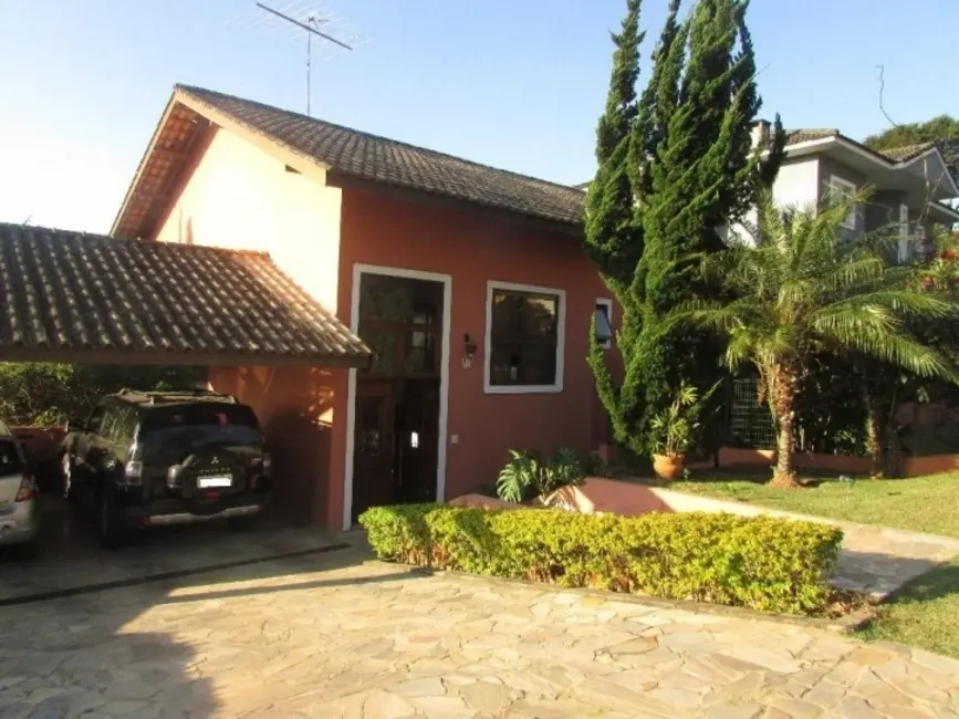 Foto 1 de Casa com 3 quartos à venda, 350m2 em Jardim Indaiá, Embu Das Artes - SP