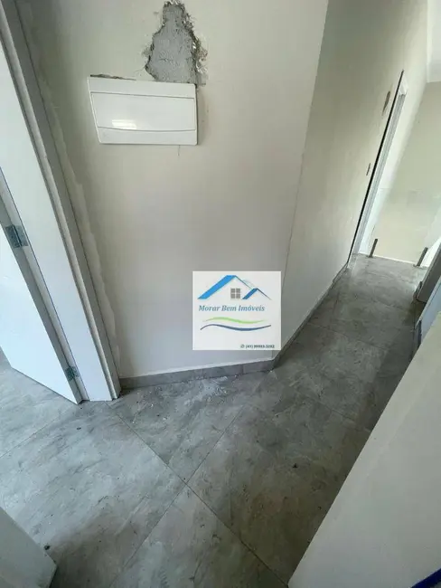 Sobrado com 3 quartos à venda, 180m2 em Iguaçu, Araucaria - PR - imagem 4 Foto 4 de Sobrado com 3 quartos à venda, 180m2 em Iguaçu, Araucaria - PR