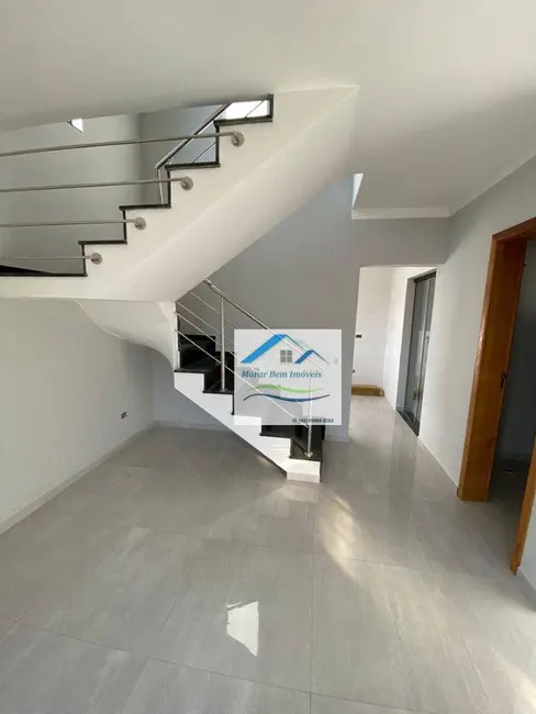 Sobrado com 3 quartos à venda, 108m2 em Campina da Barra, Araucaria - PR - imagem 3 Foto 3 de Sobrado com 3 quartos à venda, 108m2 em Campina da Barra, Araucaria - PR