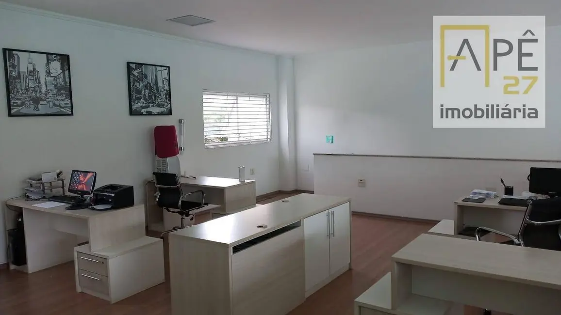 Armazém / Galpão à venda, 280m2 em Cidade Maia, Guarulhos - SP - imagem 6 Foto 6 de Armazém / Galpão à venda, 280m2 em Cidade Maia, Guarulhos - SP