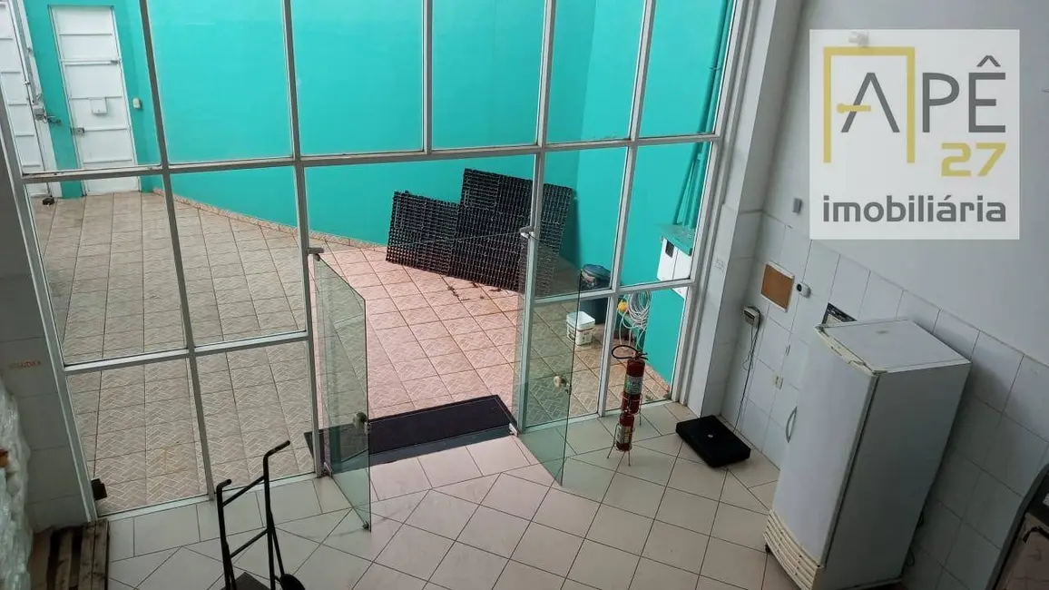 Armazém / Galpão à venda, 280m2 em Cidade Maia, Guarulhos - SP - imagem 5 Foto 5 de Armazém / Galpão à venda, 280m2 em Cidade Maia, Guarulhos - SP