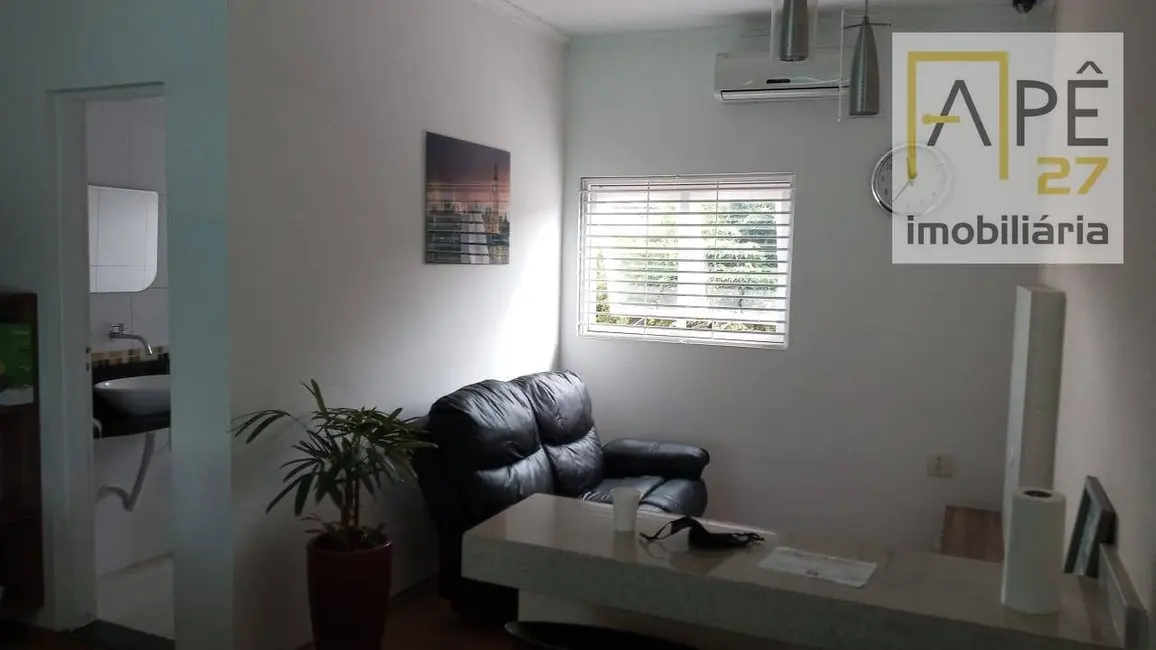 Armazém / Galpão à venda, 280m2 em Cidade Maia, Guarulhos - SP - imagem 2 Foto 2 de Armazém / Galpão à venda, 280m2 em Cidade Maia, Guarulhos - SP