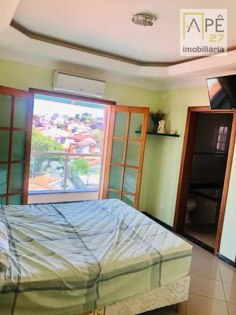 Casa com 4 quartos à venda, 400m2 em Vila Rosália, Guarulhos - SP - imagem 9 Foto 9 de Casa com 4 quartos à venda, 400m2 em Vila Rosália, Guarulhos - SP