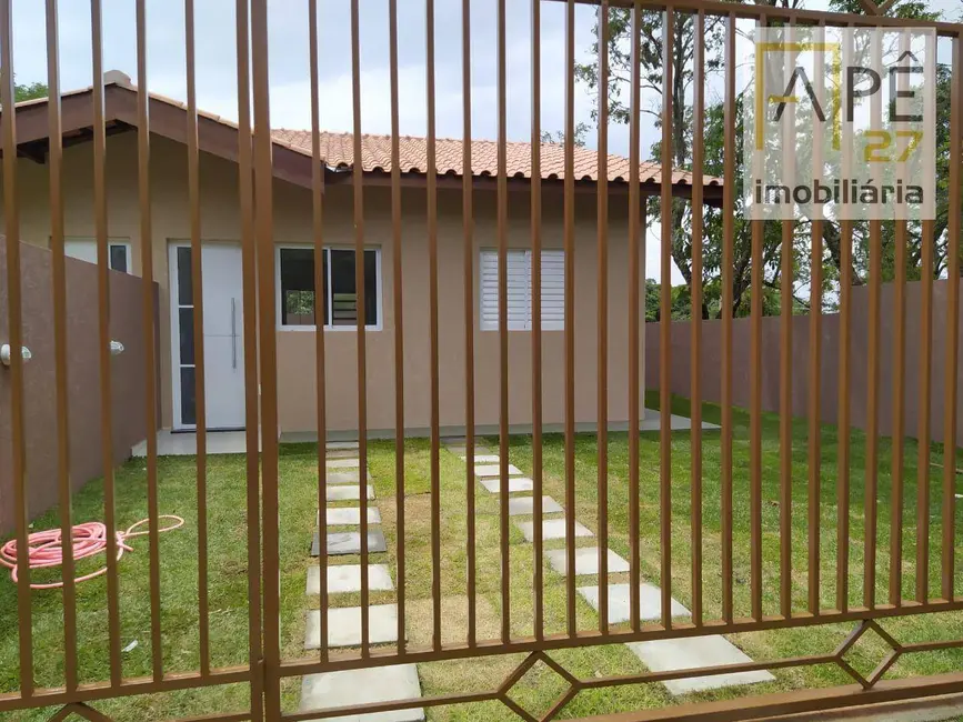 Foto 1 de Casa com 2 quartos à venda, 150m2 em Jardim Santo Antônio, Atibaia - SP